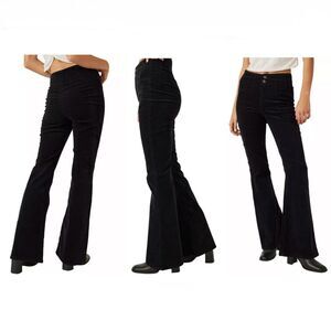 WE THE FREE Jayde High Rise Flare Stretchy Corduroy Pants Black Size 30 (Bx 1)